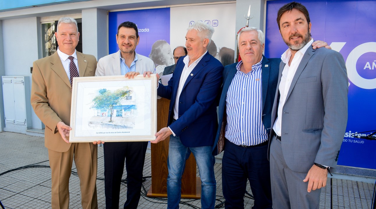 Reconocimiento de la AONS, a trav&eacute;s de su presidente Marcelo Seffino